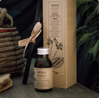 100ml. namų kvapas su lazdelėmis Juodasis gintaras ir laukinė žibutė